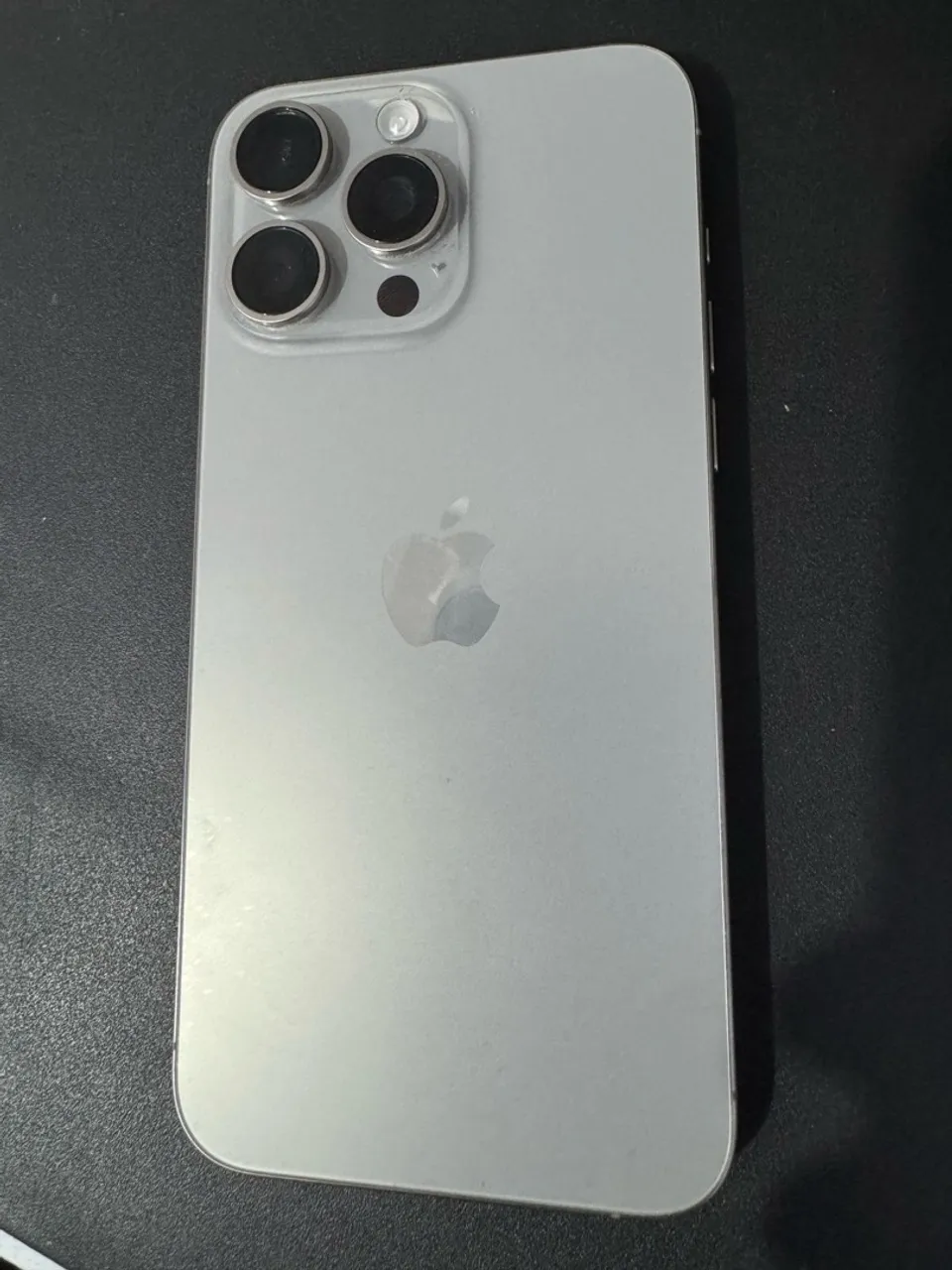 IPHONE IMPECÁVEL 15 PRO MAX 