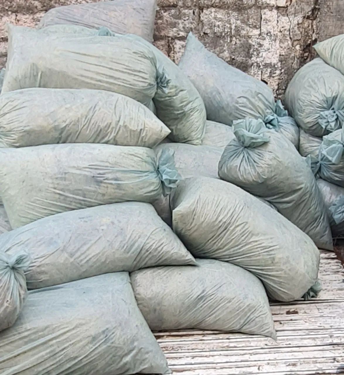 Silagem de cana com laranja e maracuja sacos com 40 kg.