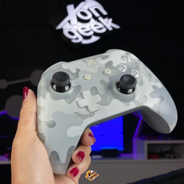 Controle Xbox One Arctic Camo (Seminovo) | Microsoft | Com Garantia XonGeek! - Entregamos!