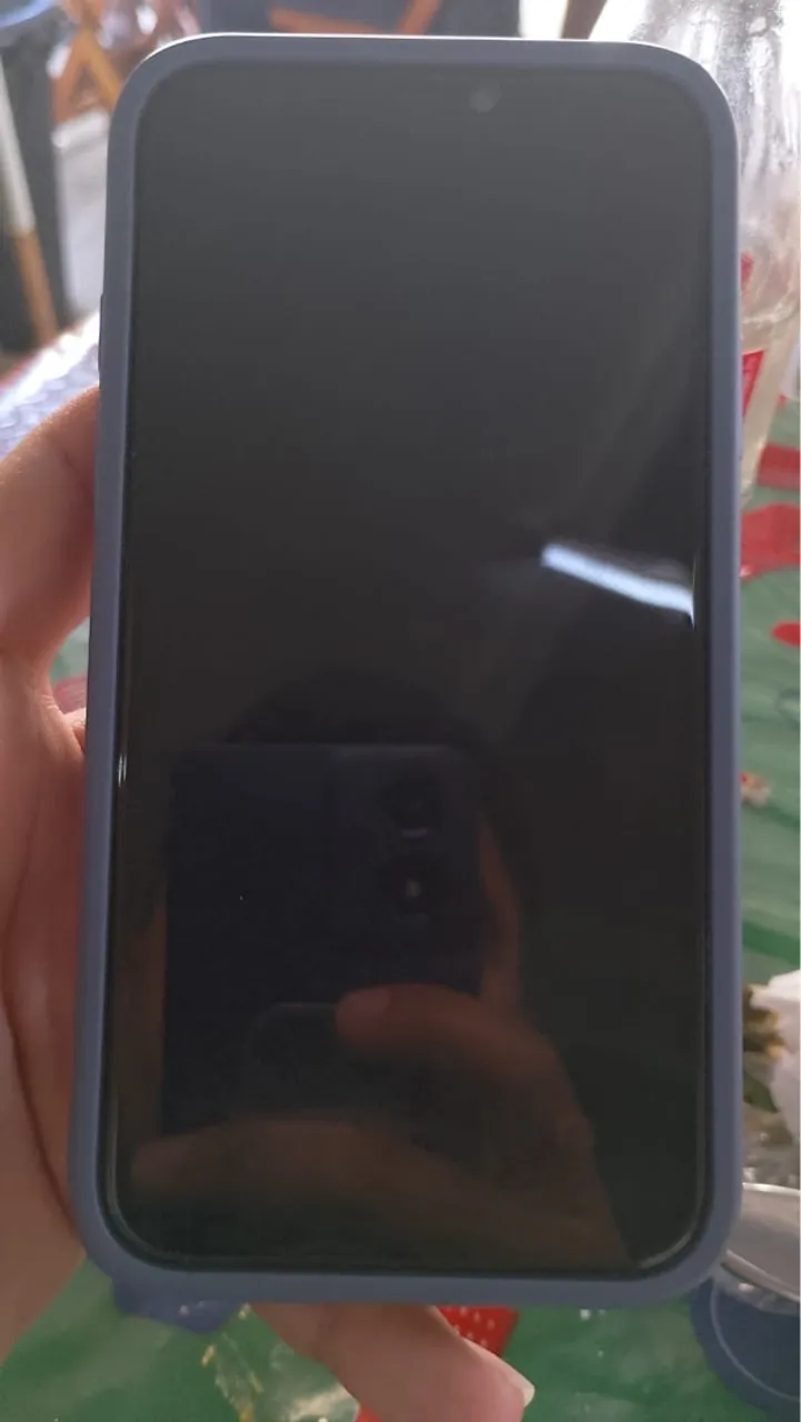 iPhone 11 excelente estado, único dono.