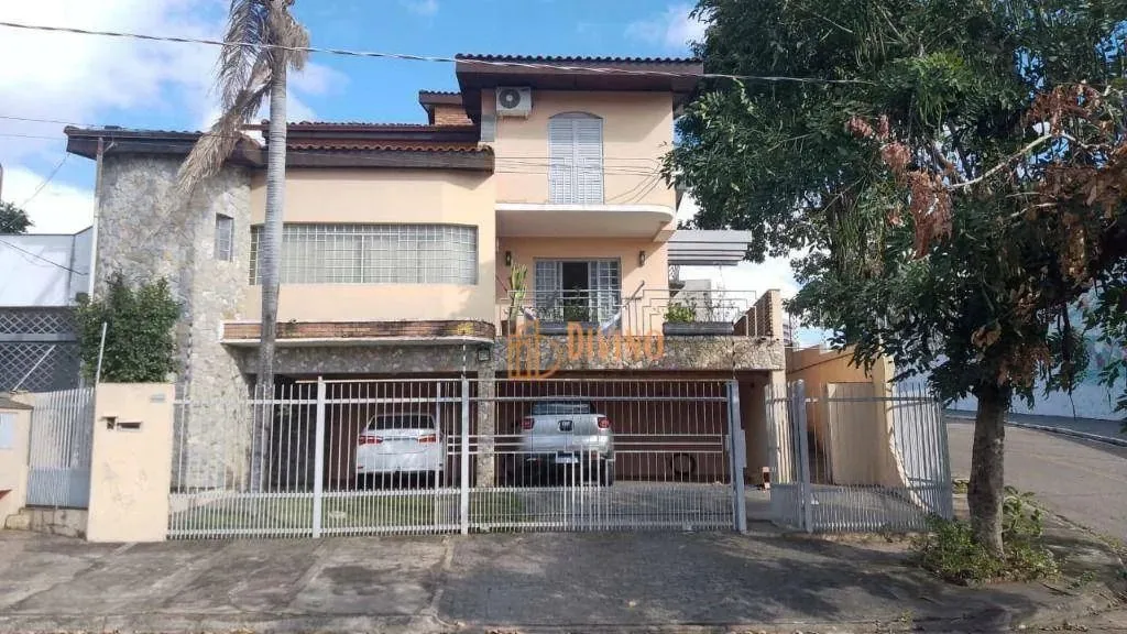 Sobrado à Venda no Jardim América, Sorocaba - SP