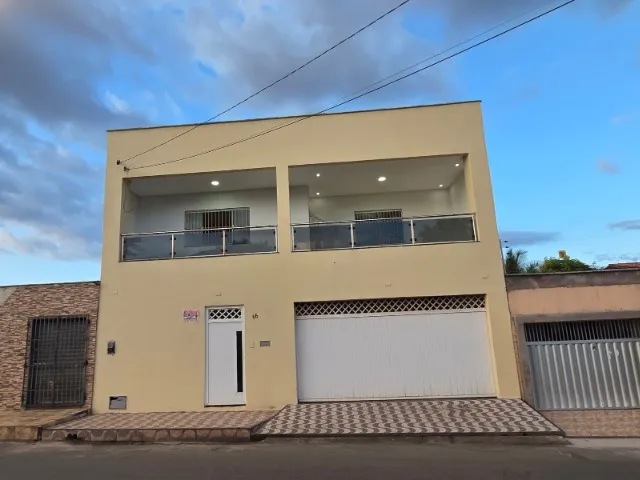 ? IMÓVEL NOVO COM SACADA, PISCINA, 5 BANHEIROS E 4 QUARTOS