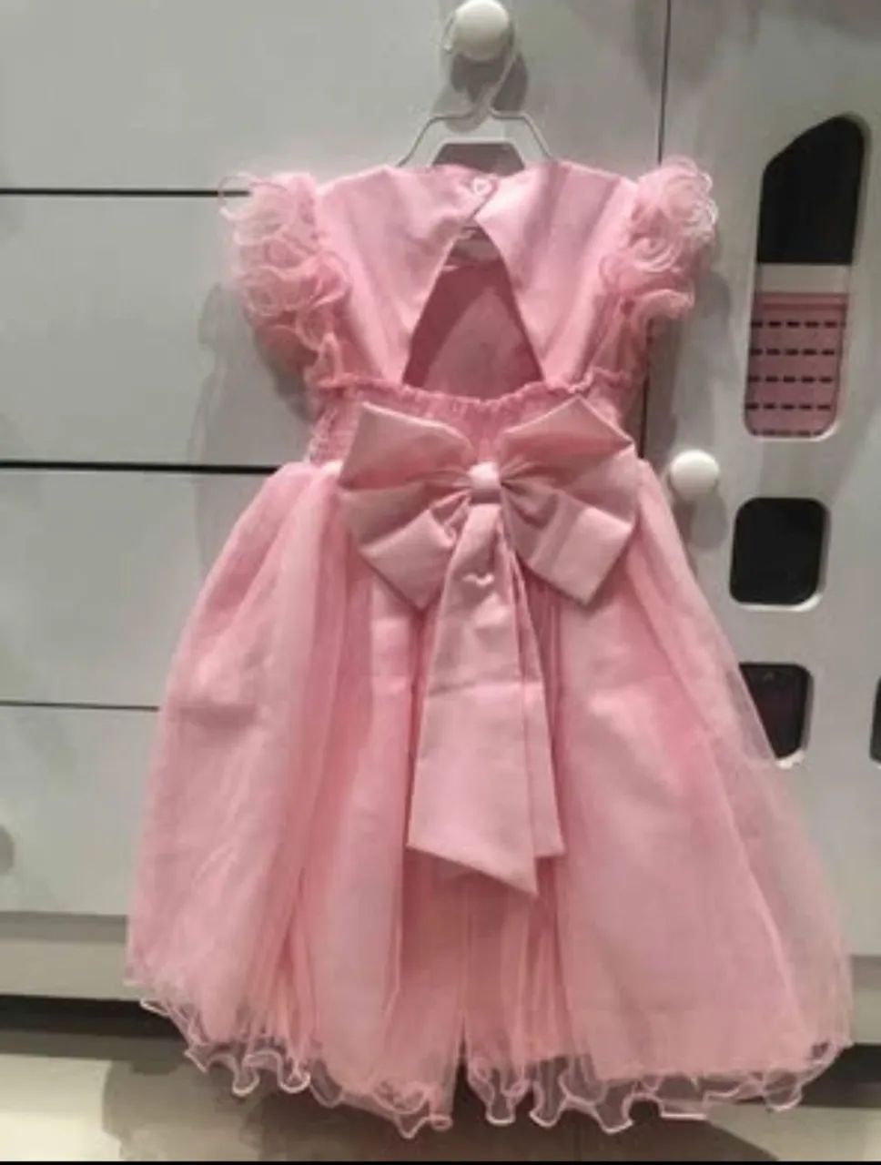 Vestido de Princesa Rosa com Perolas, sapatinho de princesa com salto e tiara coroa - Foto 2