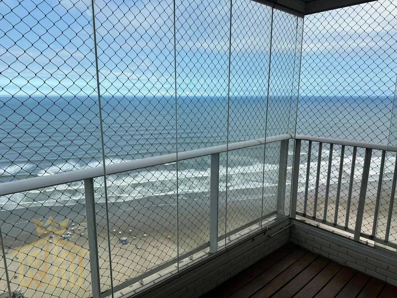 Apartamento de 2 quartos no bairro de Vila Mirim em Praia Grande - Vista Mar