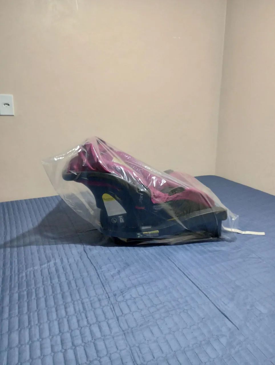 Bebê conforto com BASE ((ACEITO CARTÃO DE crédito OU PAGAMENTO EM DINHEIRO OU PIX)) - Foto 3