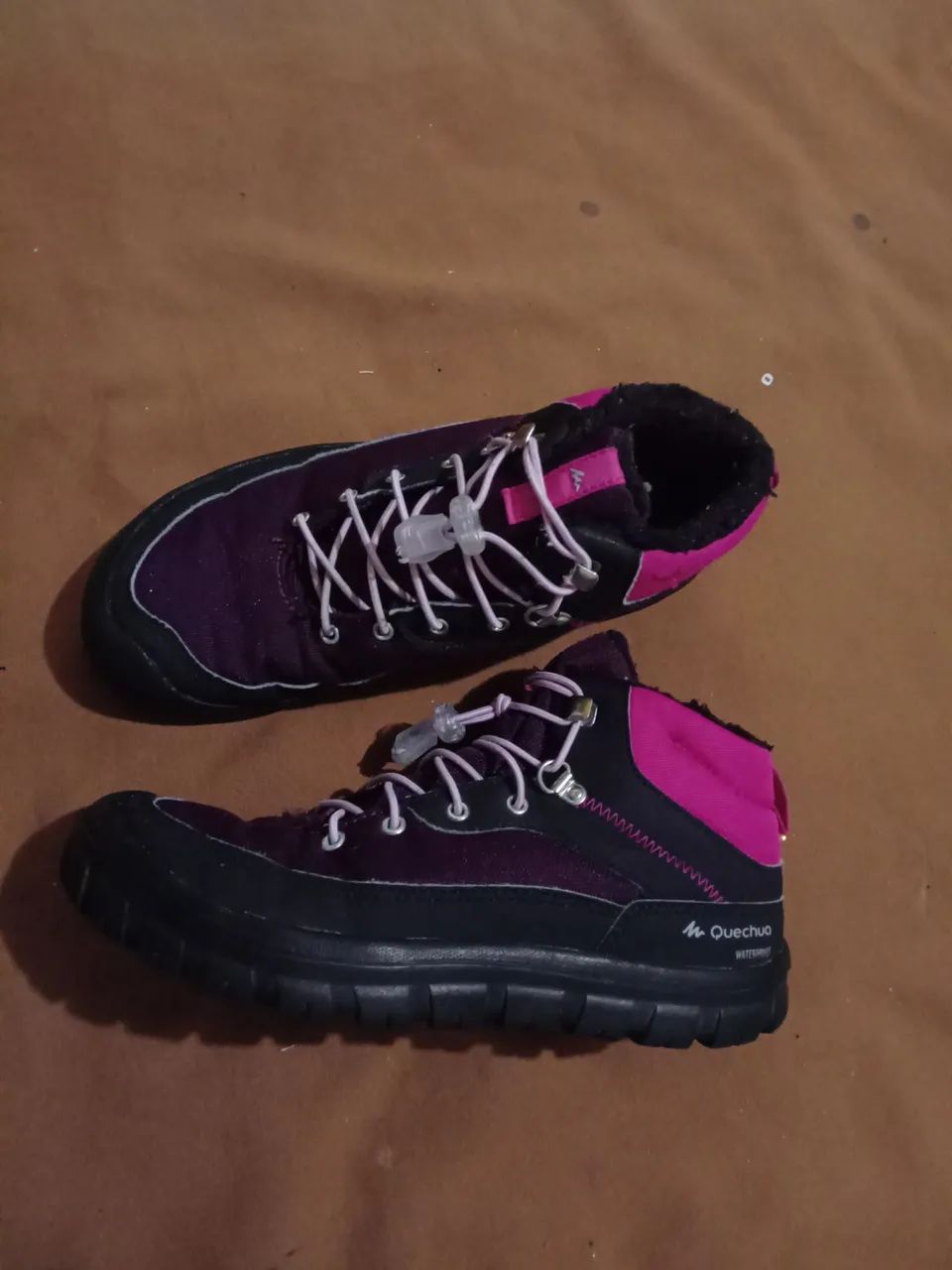Tênis Feminino Quechua número 35 - Foto 2