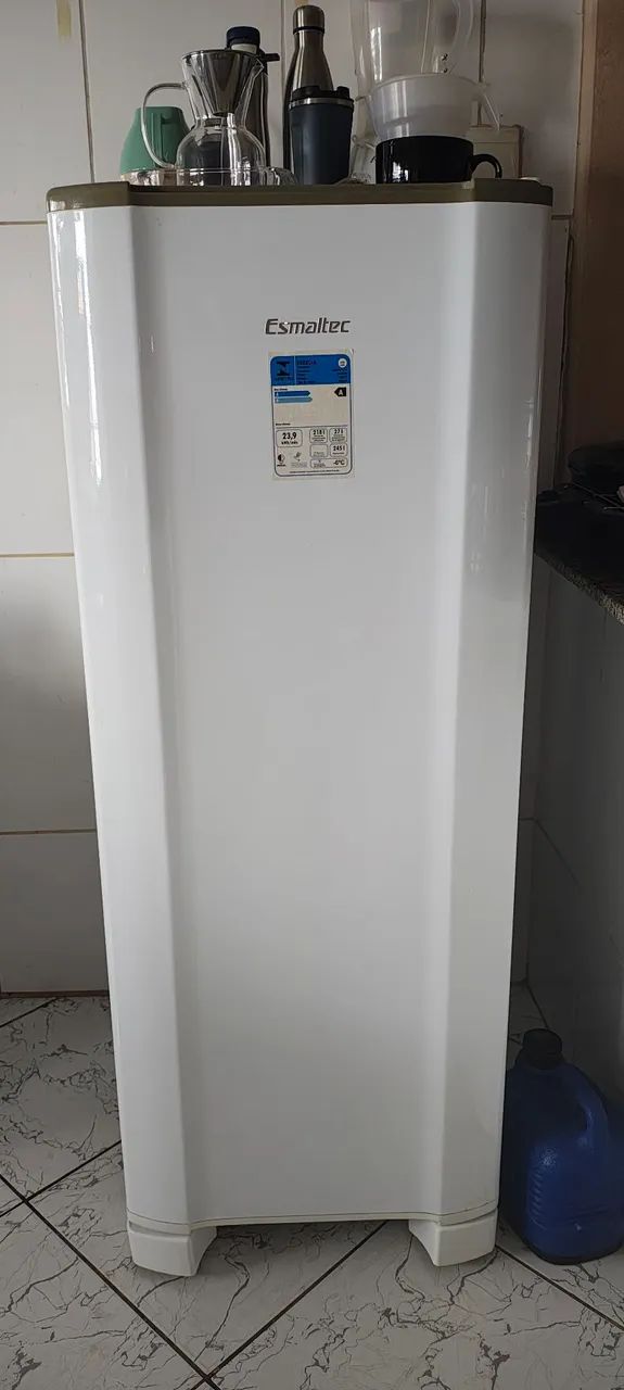 Geladeira Esmaltec ROC31 - Foto 2