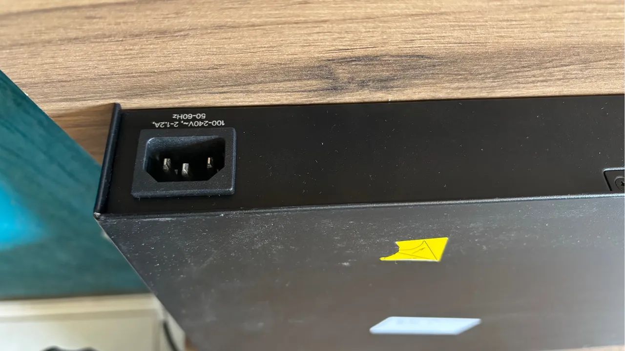 Switch Dell EMC N1148T-ON - 48 portas Ethernet - Foto 2