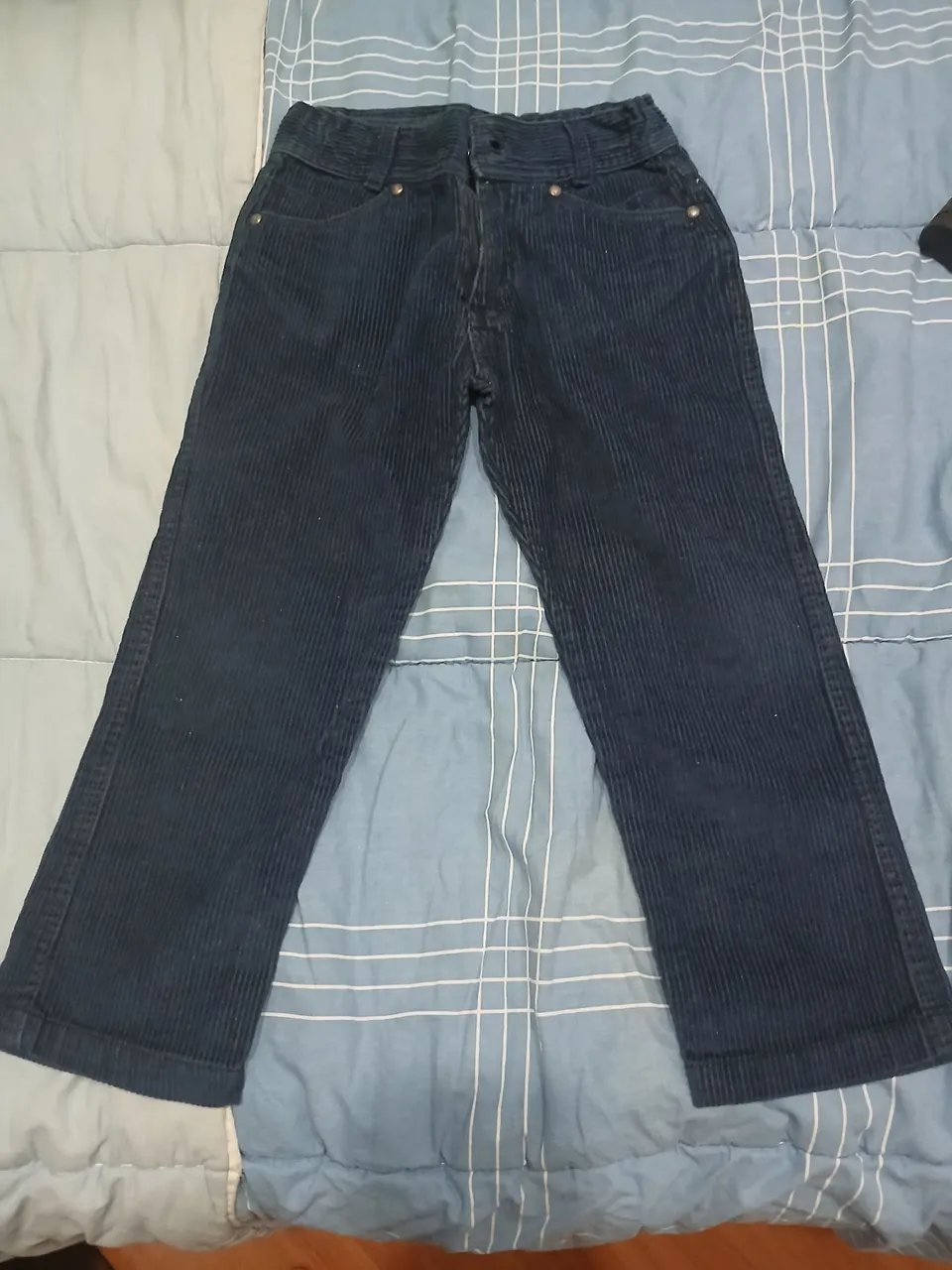 Calça de veludo Chicletaria