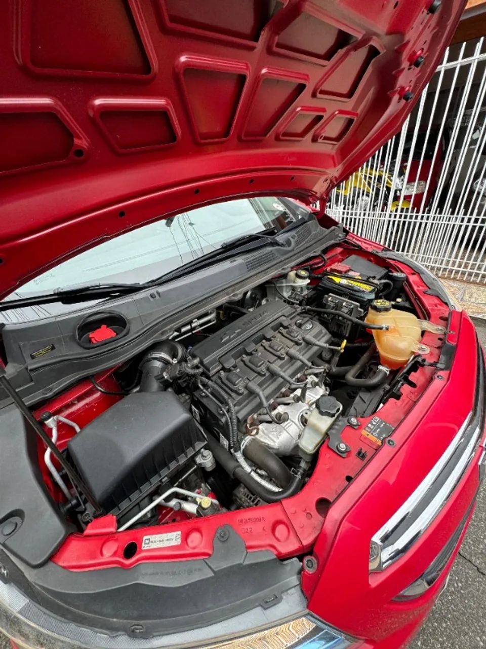 Chevrolet ONIX LT 1.4 - Foto 2
