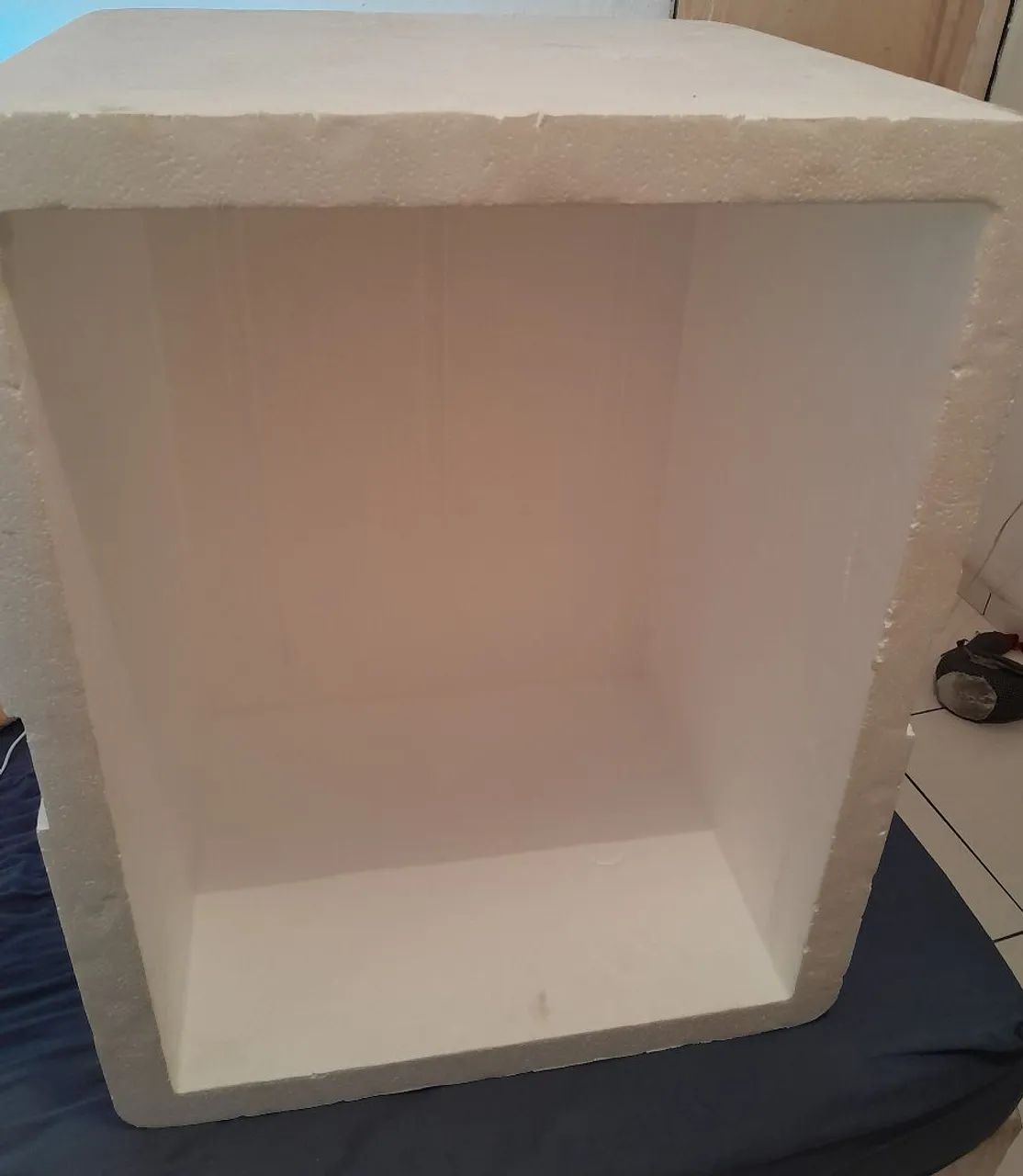CAIXA DE ISOPOR 170 LITROS