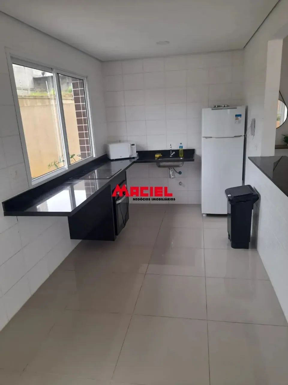 APTO NO CENTRO DA CIDADE, TERREO COM QUINTAL, NOVO NO CONTRAPISO, CONDOMINIO COM PISCINA,  - Foto 13