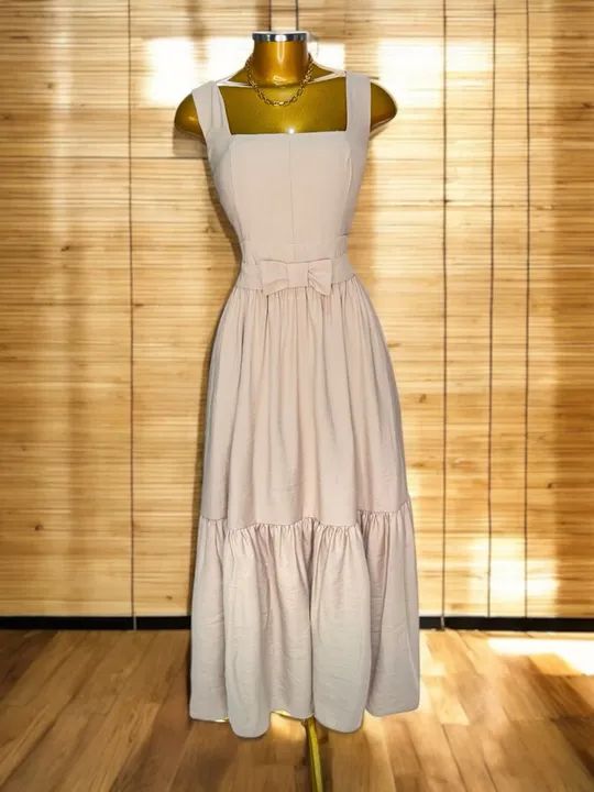 Vestido em linho cor Nude 