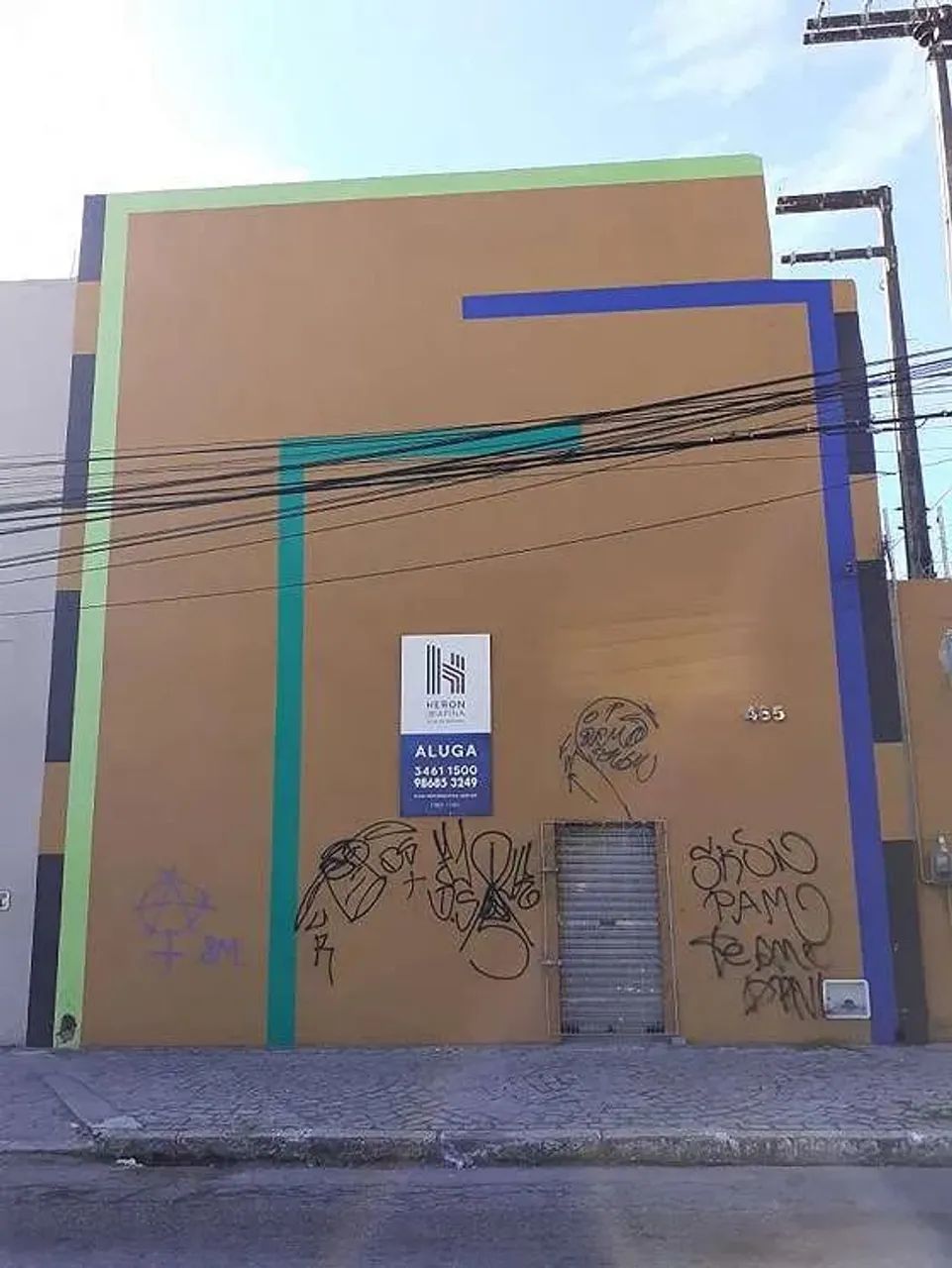 Prédio comercial para aluguel possui 311m² em Praia de Iracema - Fortaleza - CE.