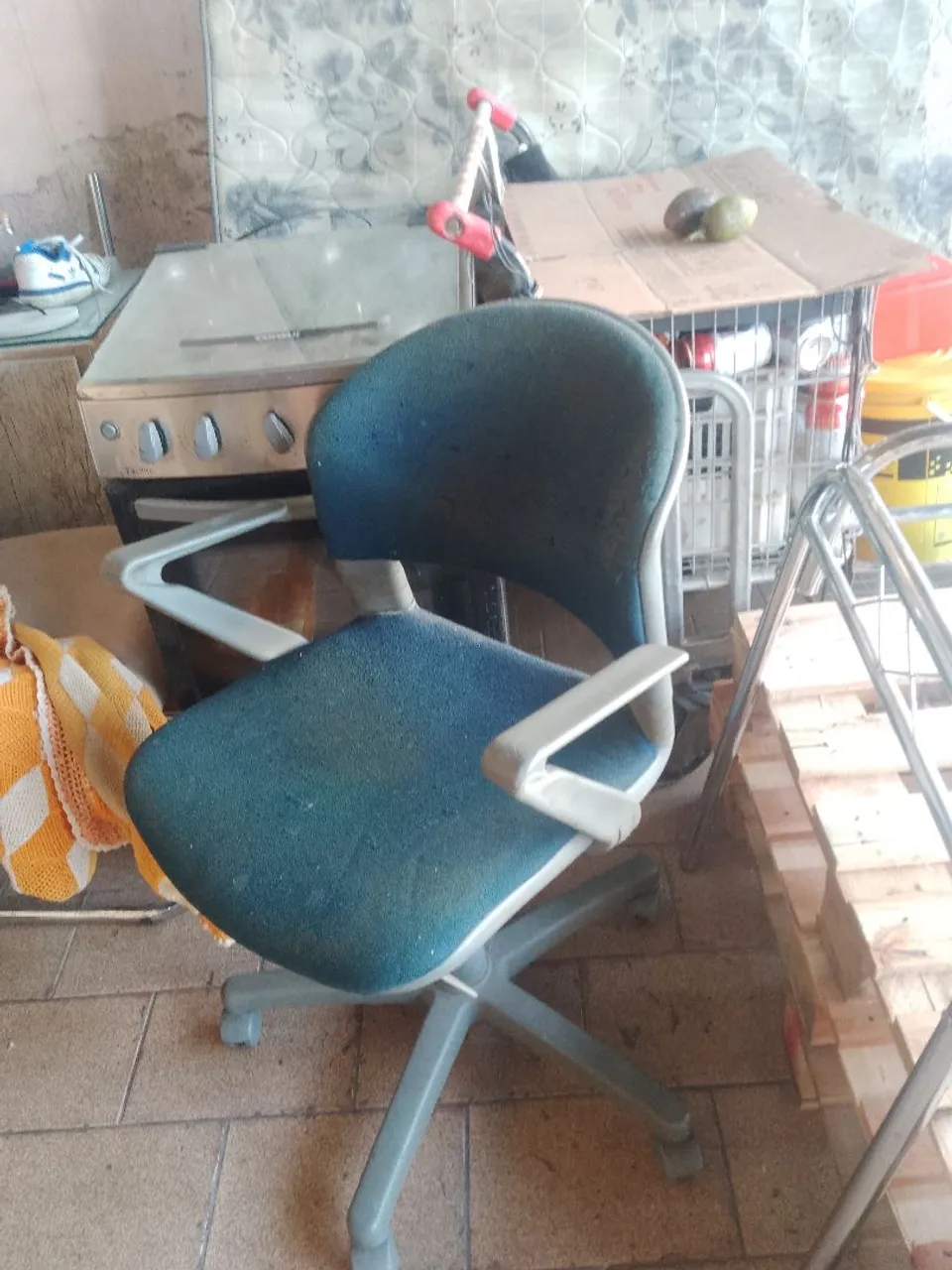 Cadeira de Escritório Giratória Azul