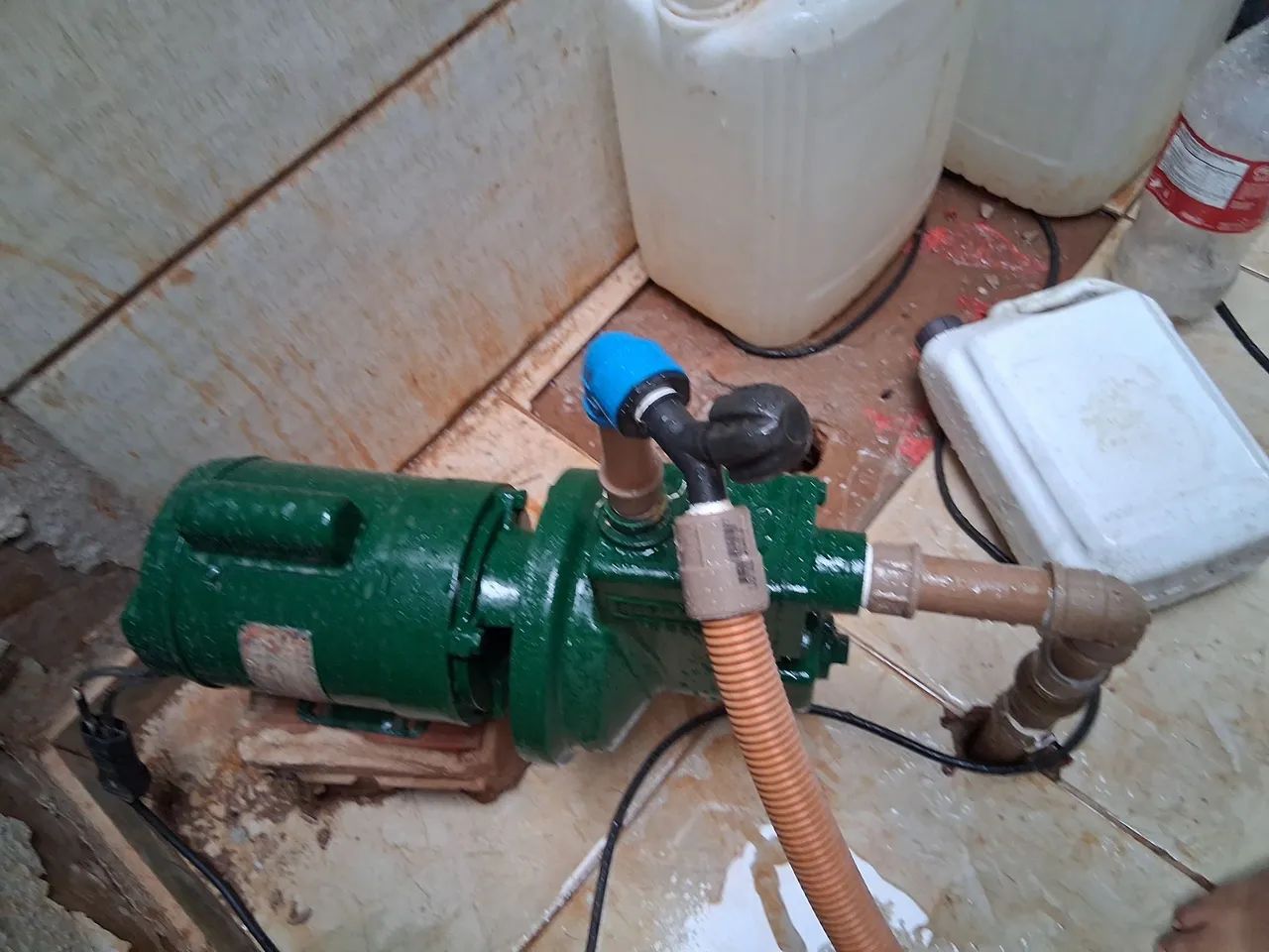 Bomba aspirante 64319183196674123