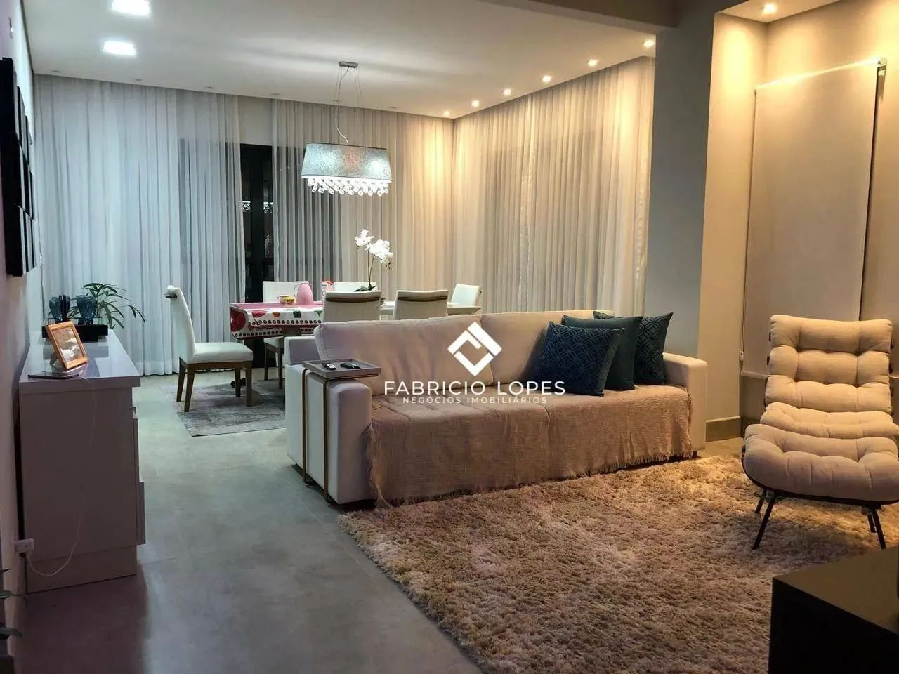 Imponente e Moderna Casa para venda no Villa Branca em Condomínio Fechado! - Foto 4