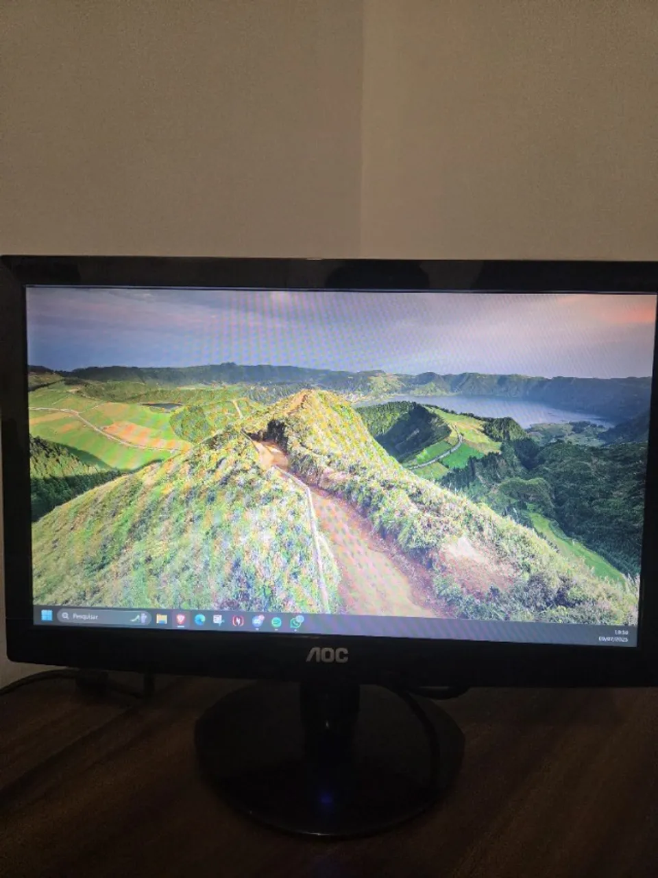 Vendo Monitor AOC 15.8 pol