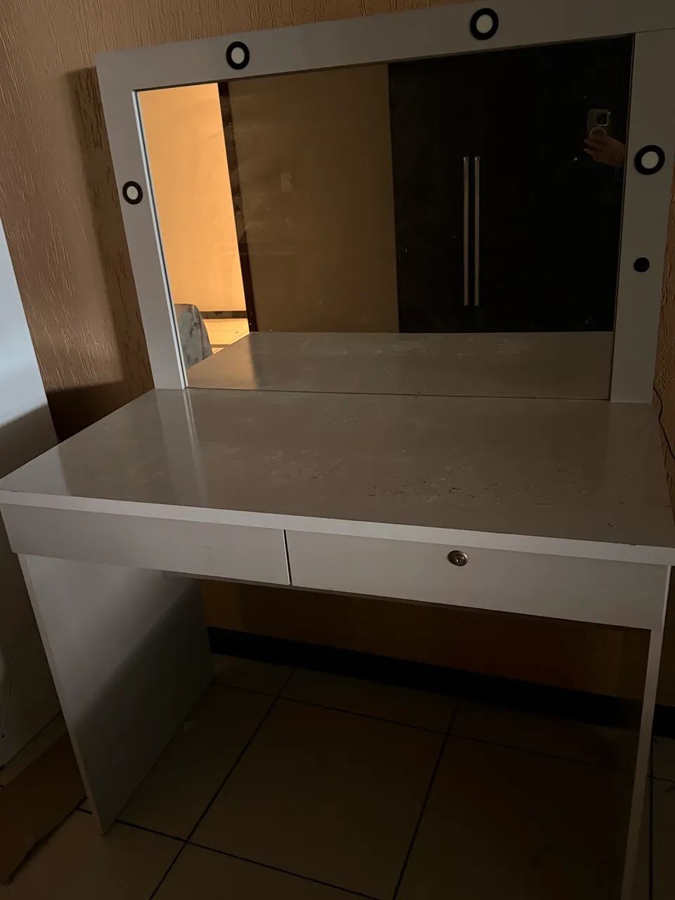 Penteadeira com gavetas e lâmpadas - Foto 3