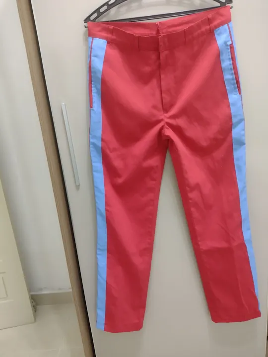 Calça garanza do Colégio Militar