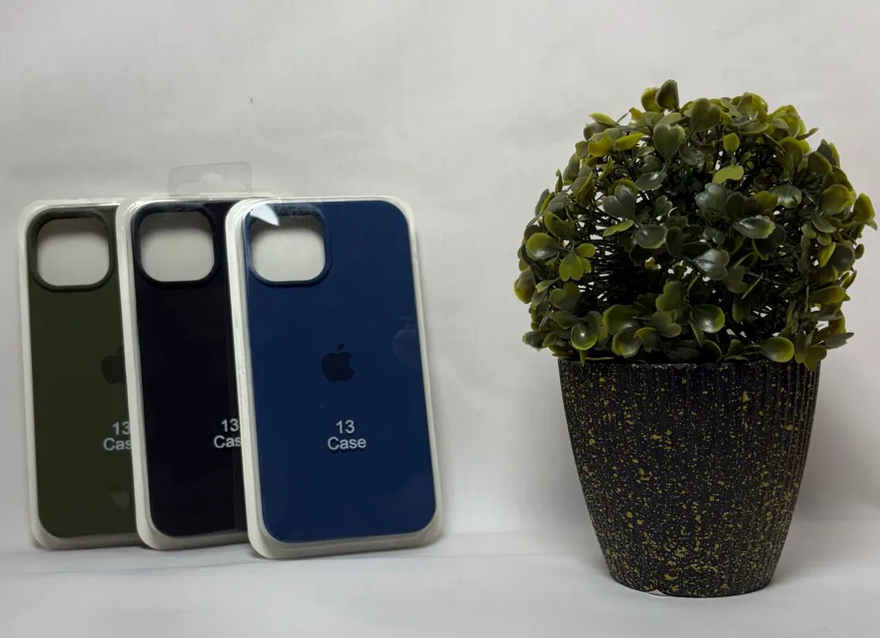 Capinhas iPhone 13,15,16 e 17