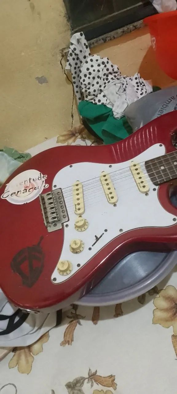 Guitarra Strindberg 100 