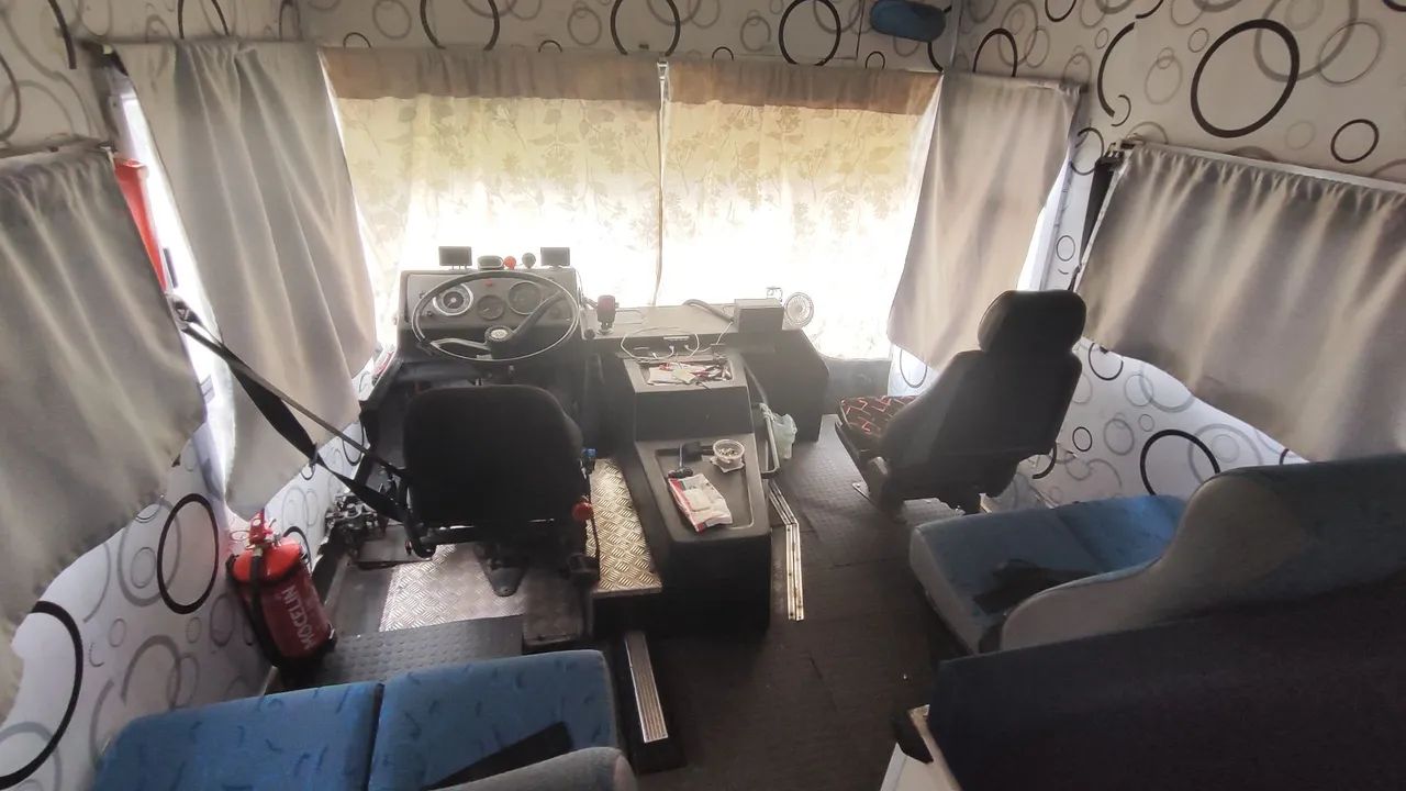 MOTOR-HOME/ÔNIBUS  - Foto 3