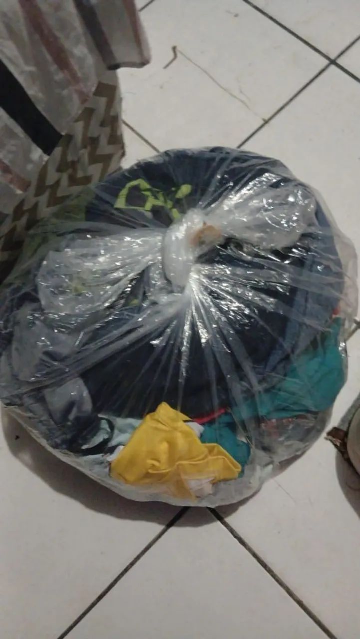 Acervo de roupas usadas