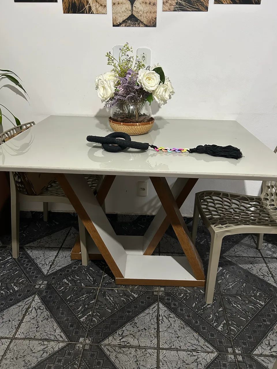 Mesa de jantar tampo de vidro