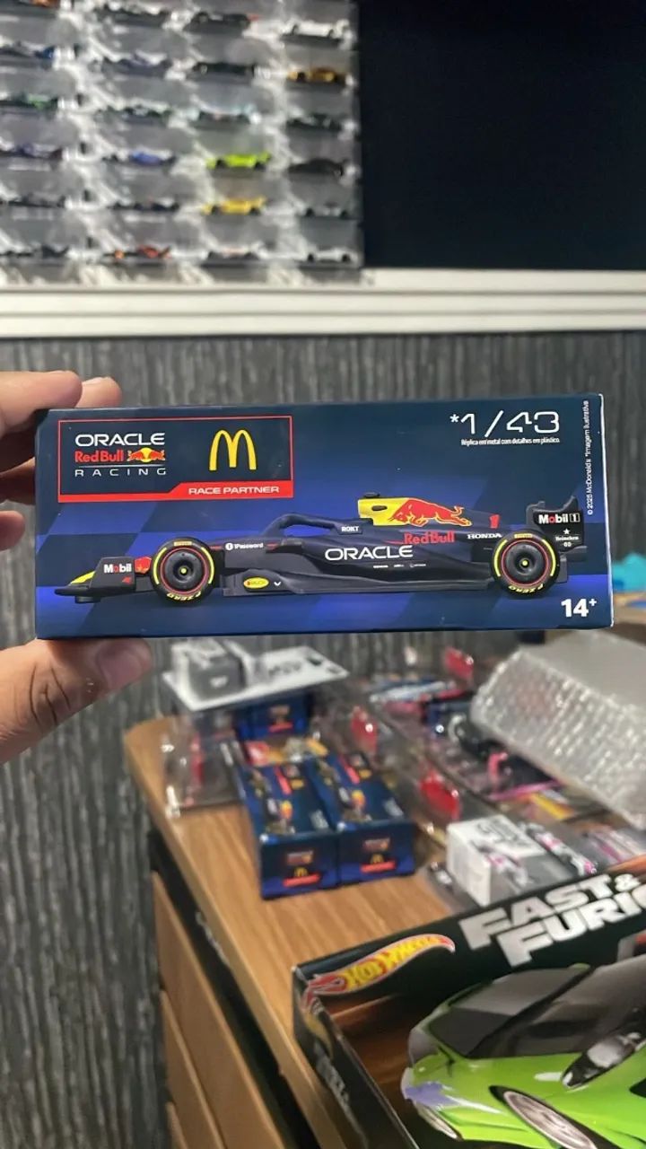 MACDONALDS FORMULA 1 REDBULL