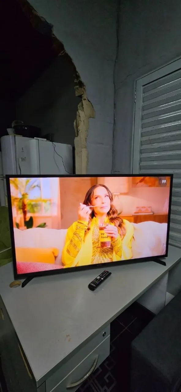 Tv Smart 42 polegadas ( entrega grátis ) aproveite  - Foto 2