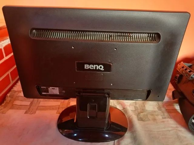 MONITOR: BENQ 19 POLEGADAS - VGA - OFERTA RELÂMPAGO - Foto 2