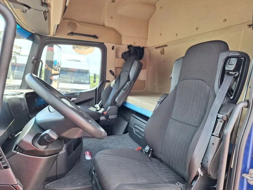 MB ACTROS 2548 ANO 2022/2023 EDICAO LIMITADA. - Foto 9