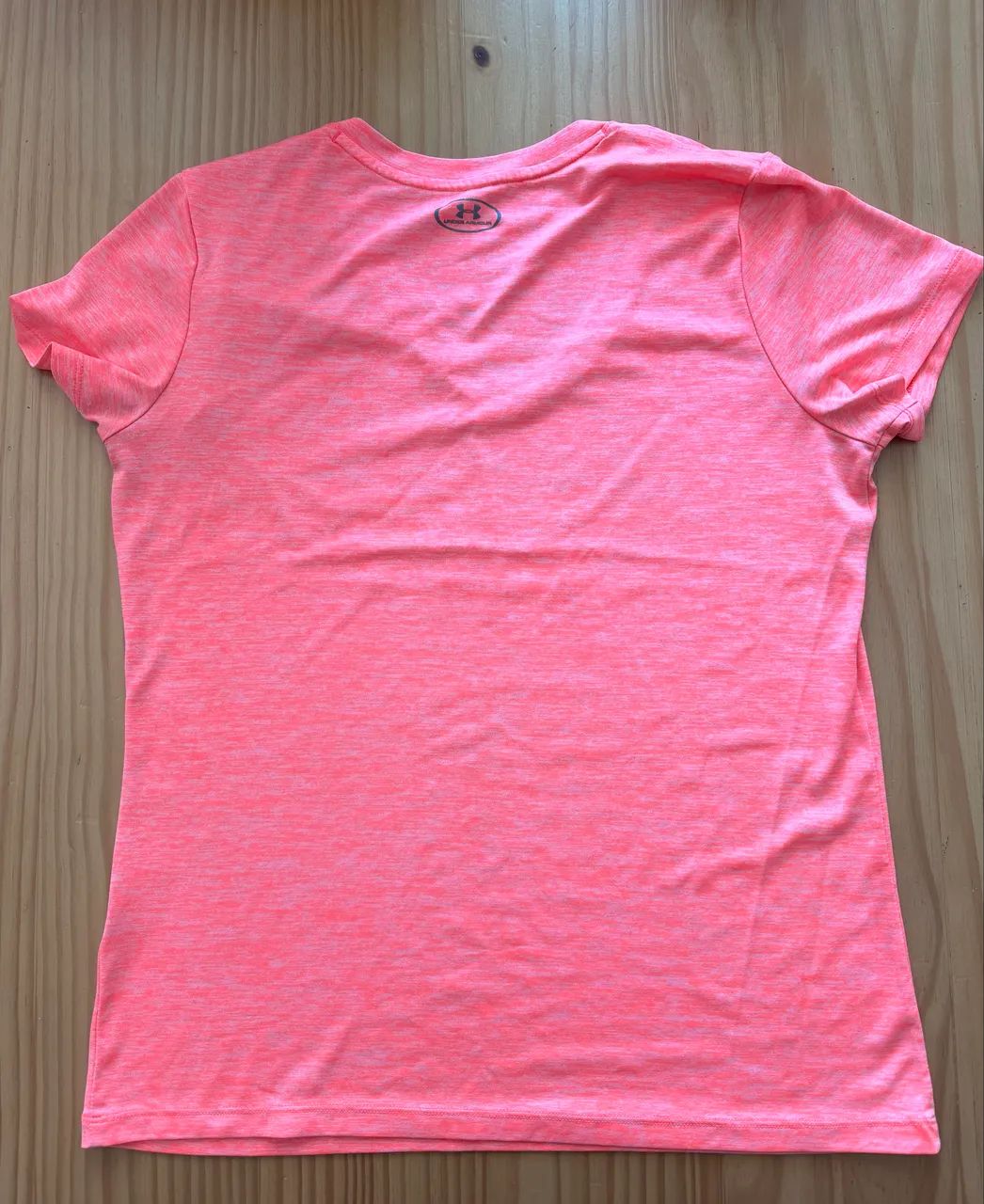 Camiseta Under Armour (M) - Foto 3