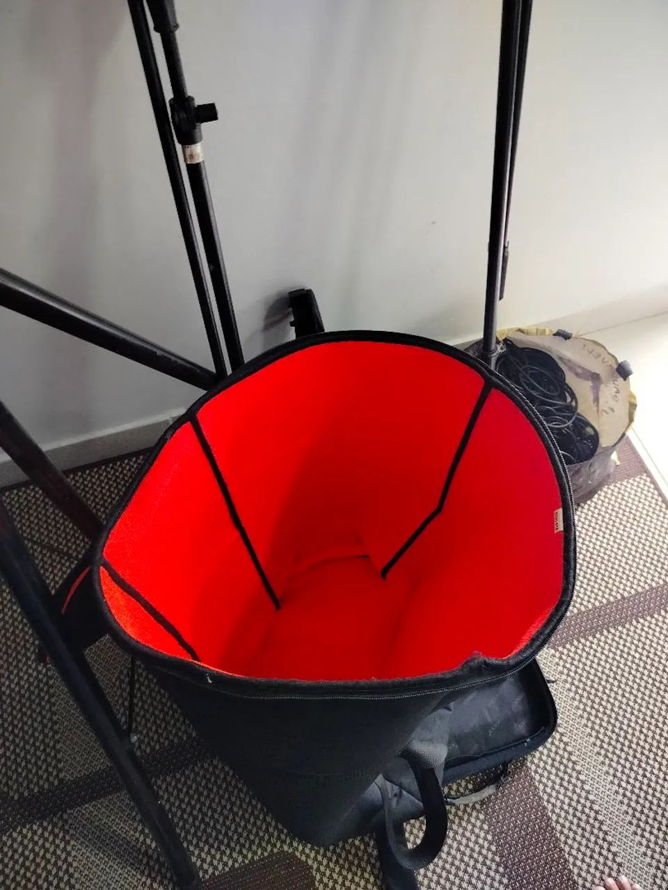 caixa de som JBL eon715 profissional  - Foto 2