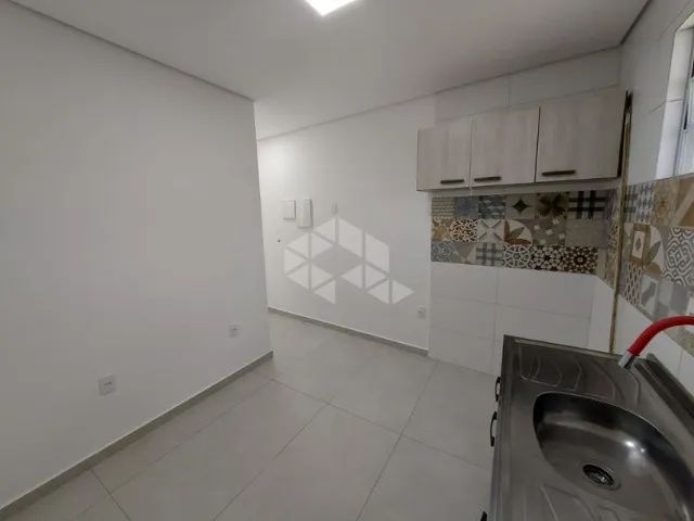 Kitinet na Serrinha proximo da UFSC, excelente localização: https://www.creditoreal.com.br - Foto 2