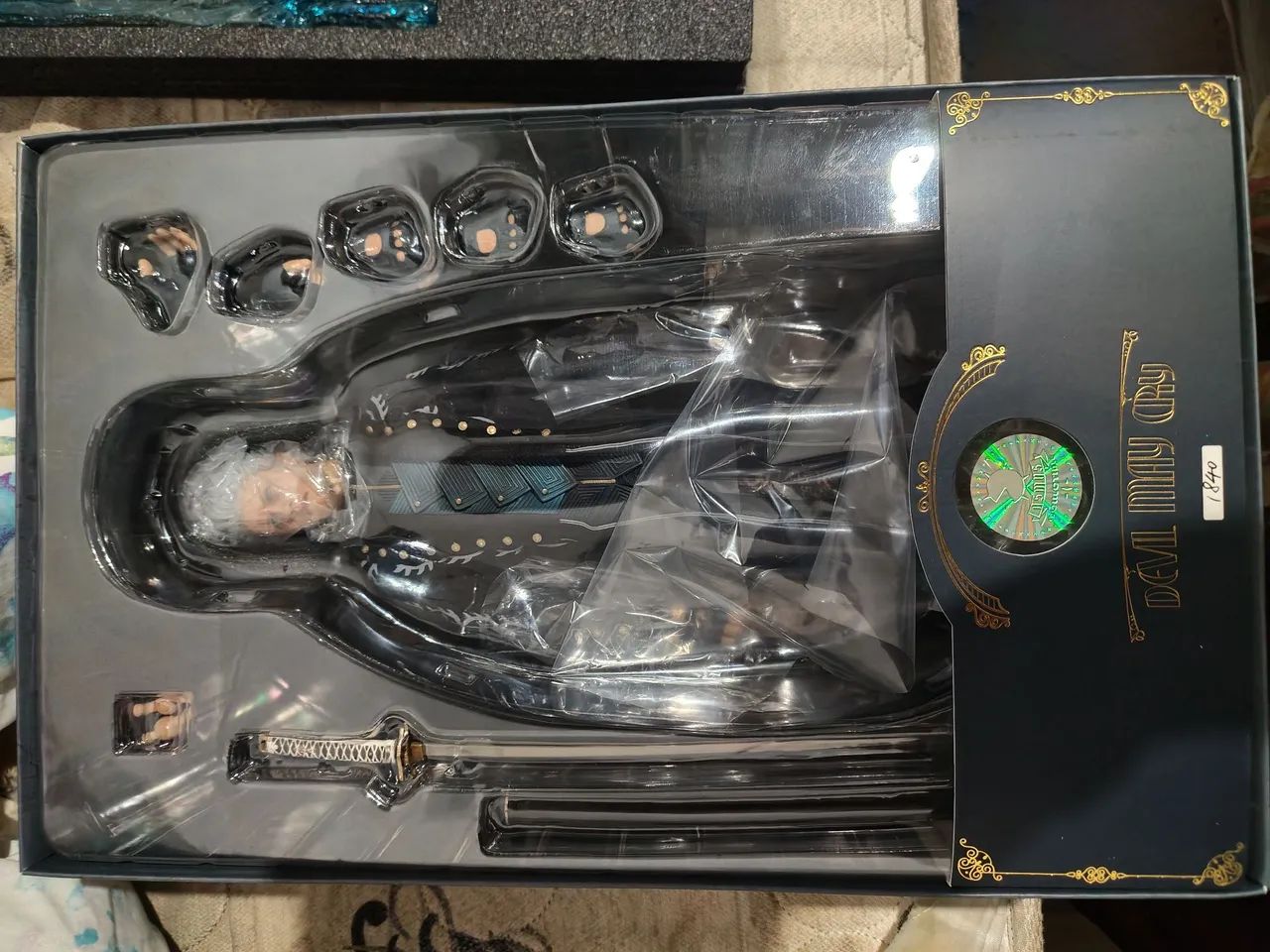 Vergil Deluxe Asmus Toys  (Dante Reservado) - Foto 4