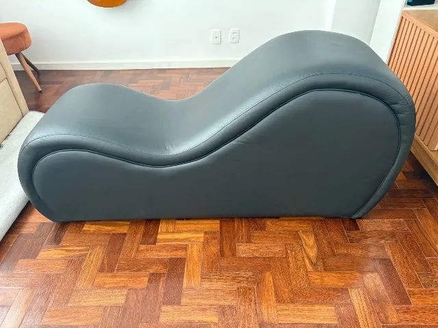 Poltrona Tantra Divã Erótico Recamier Corino Facto Preto - Foto 4