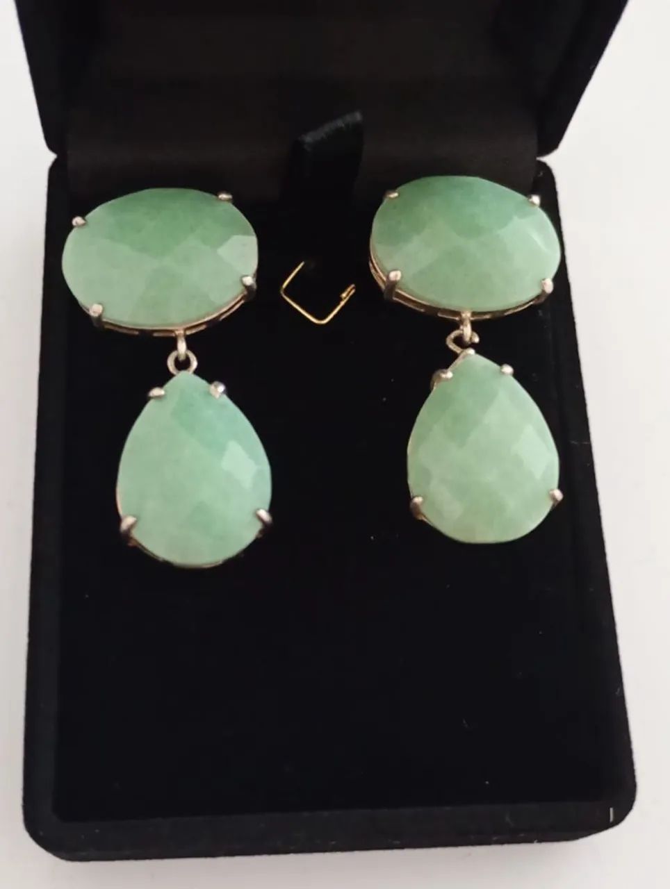 Brinco prata 950 Jade verde natural lapidada