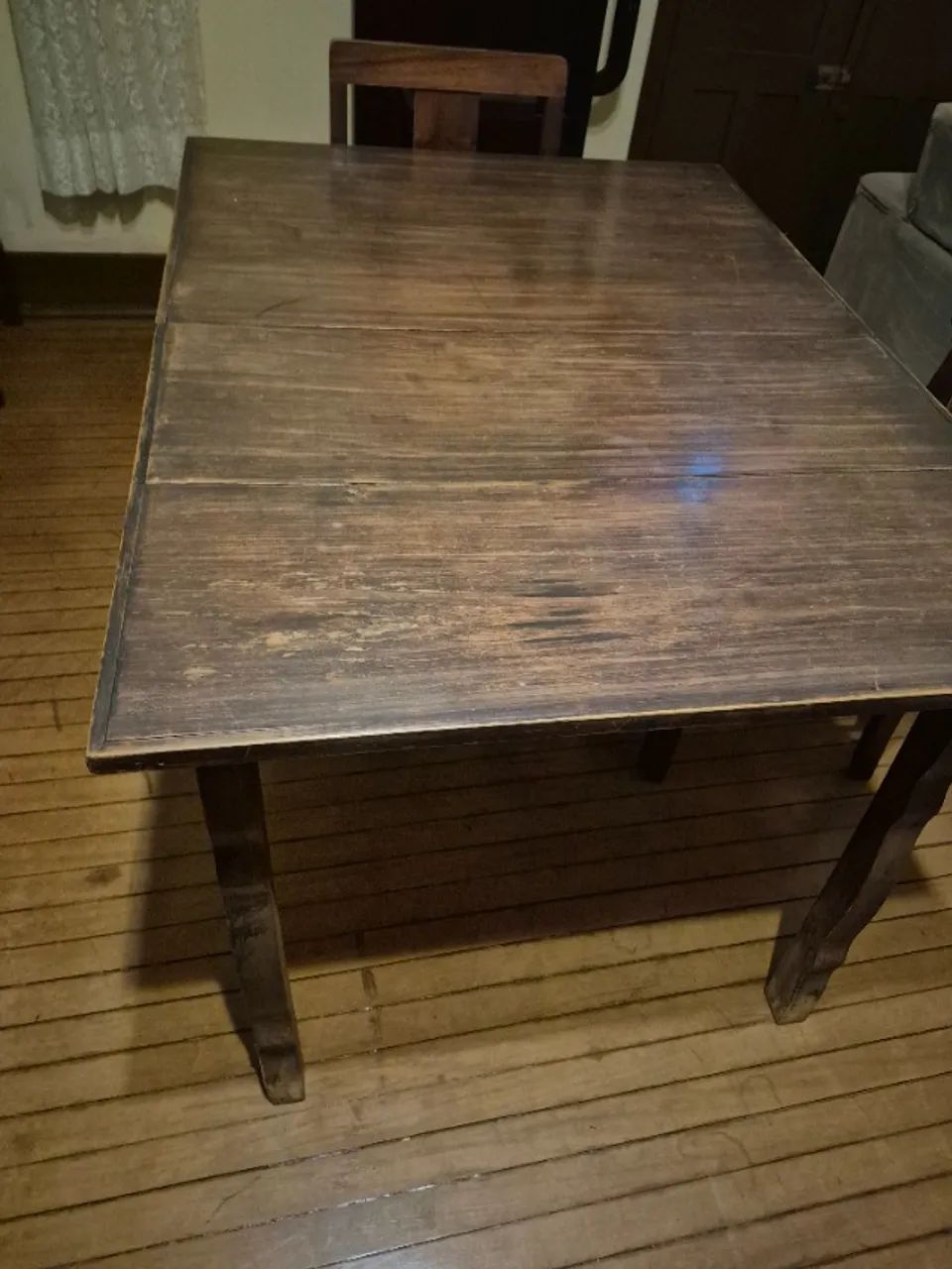 Mesa de jantar antiga 