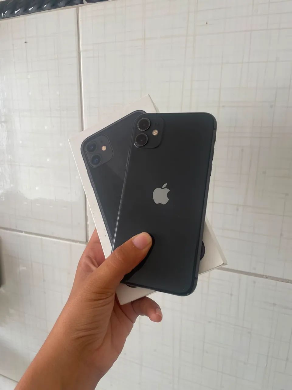 iPhone 11