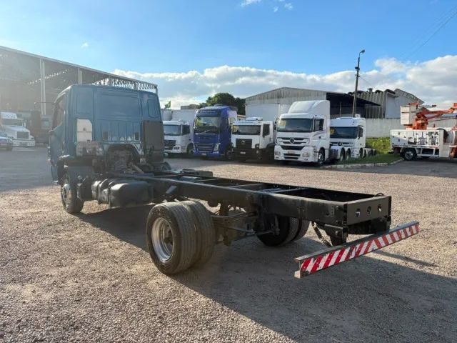Mb Accelo 815, 2014 , no chassi. - Foto 5
