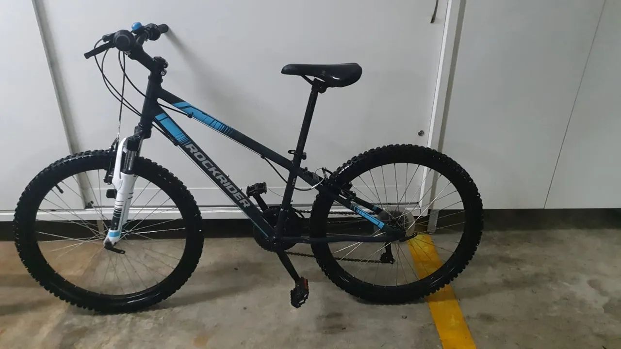 Bicicleta seminova com marcha