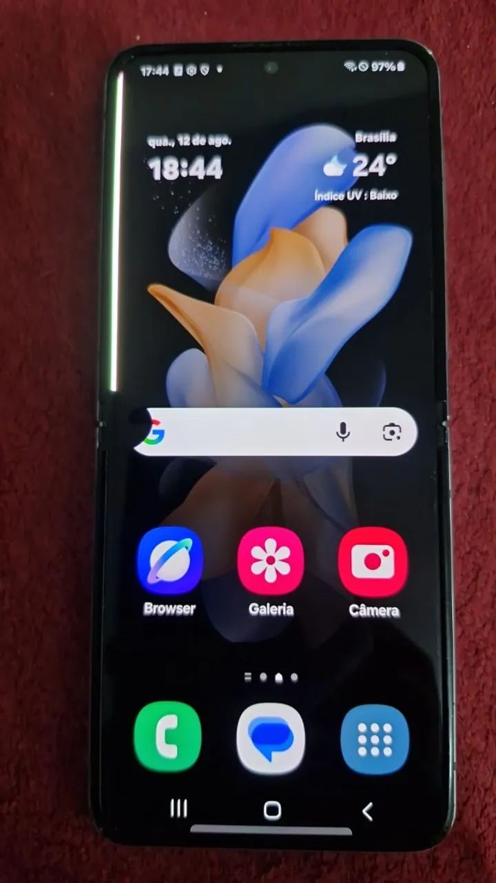 Celular Samsung Galaxy Z Flip4