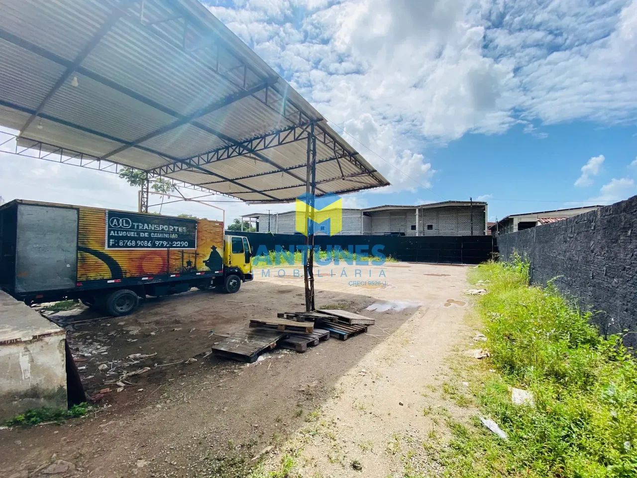 Alugue em Prazeres, Galpão com 520m² + doca e pátio de 650m². 100m da Br-101 - Foto 3