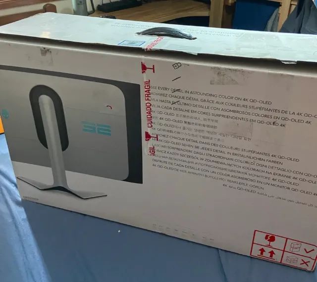 Monitor Alienware 32" 4k QD-OLED - aw3225qf - Foto 2