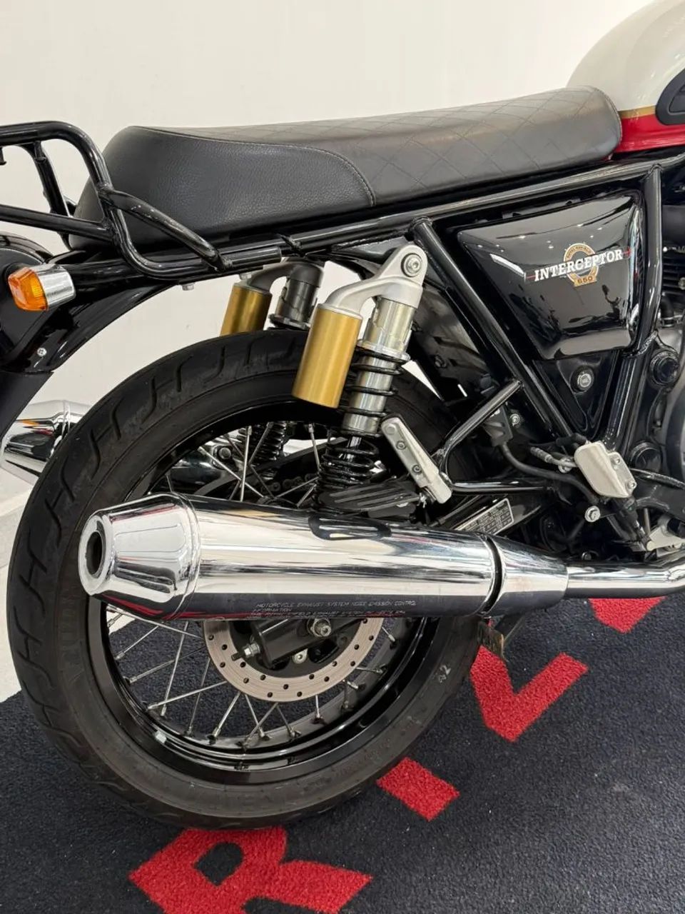 INTERCEPTOR 650 ABS 2023 - Foto 3