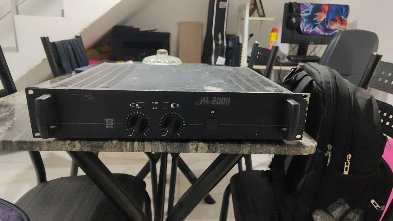 Amplificador stanner upa 2000