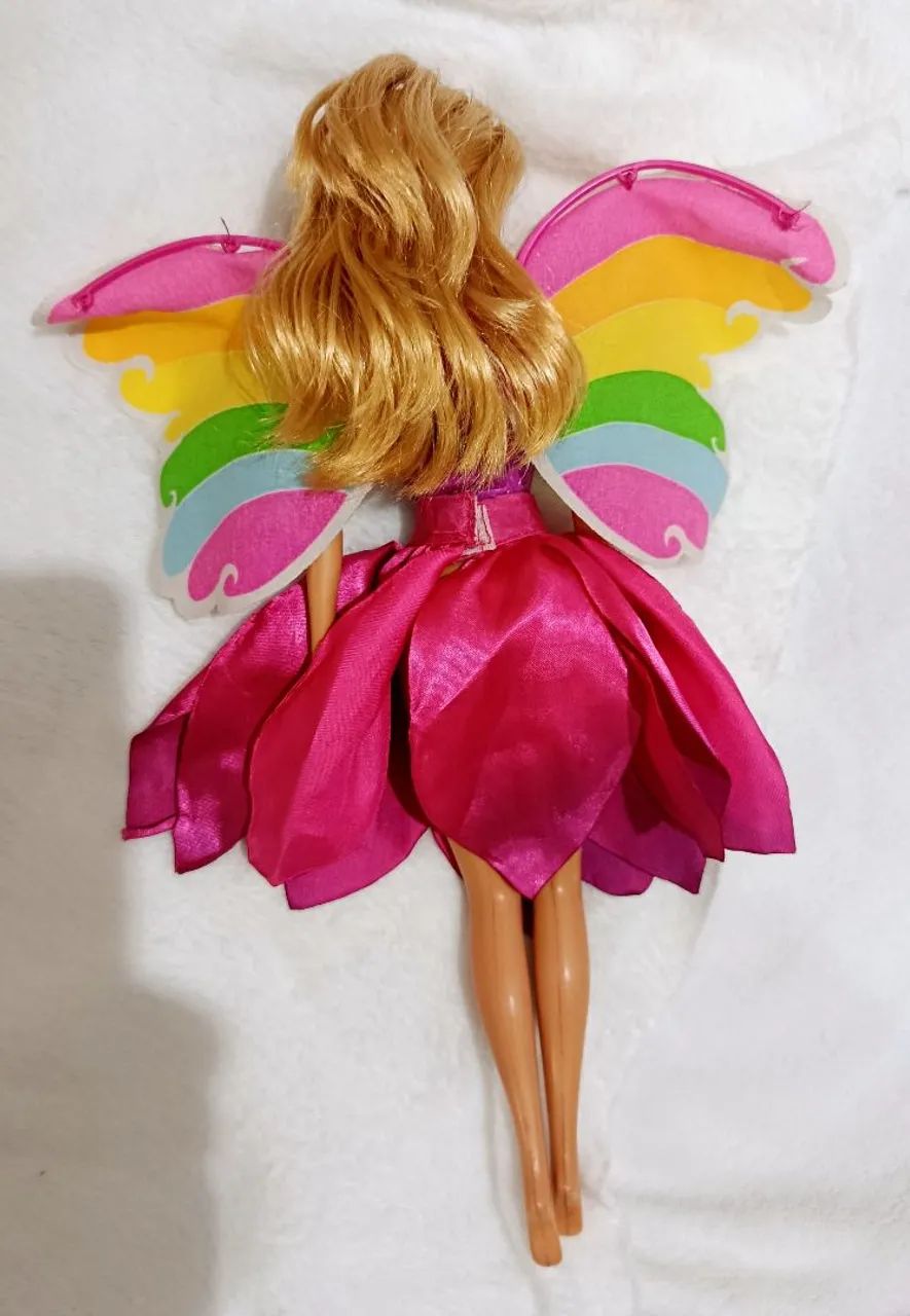Boneca Barbie Magia do Arco Íris  - Foto 2