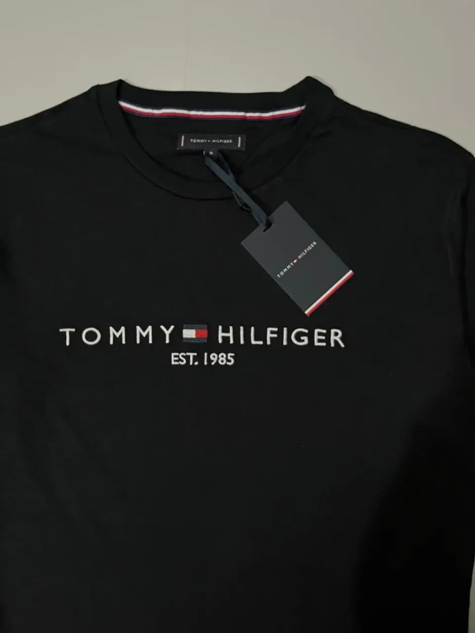 Camisa Tommy Hilfiger (Preta) - Foto 2